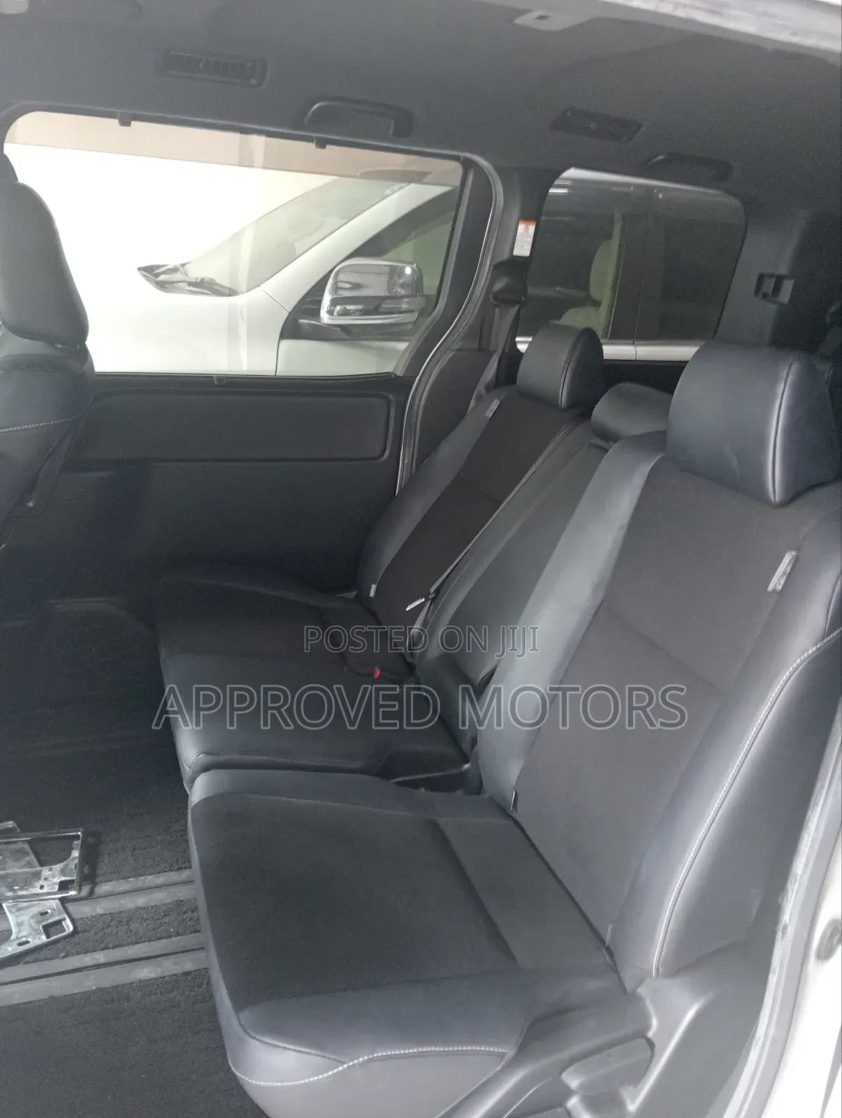 Toyota Noah 2019 White