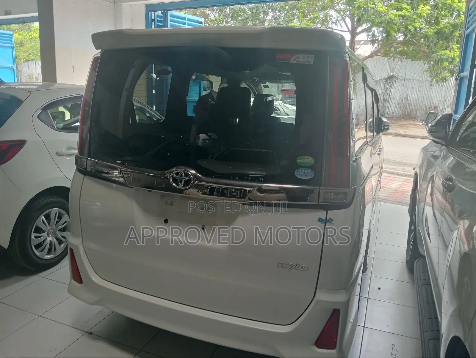 Toyota Noah 2019 White