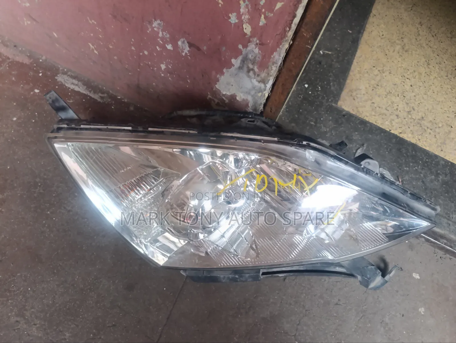 Honda CRV Re4 Headlight Non Zenon 