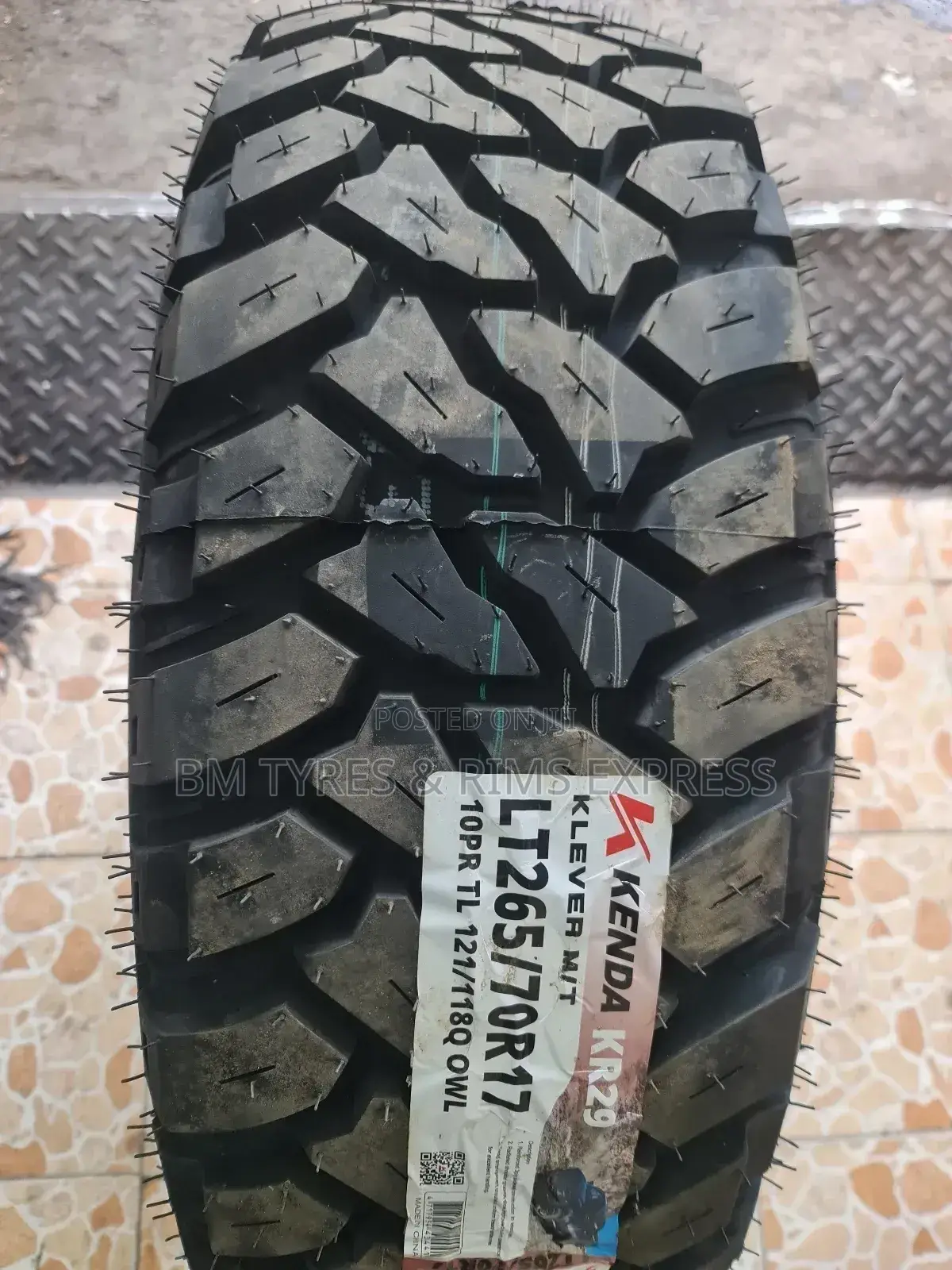 265 /70 R17 Kenda Tyres (Mud Terrrain)