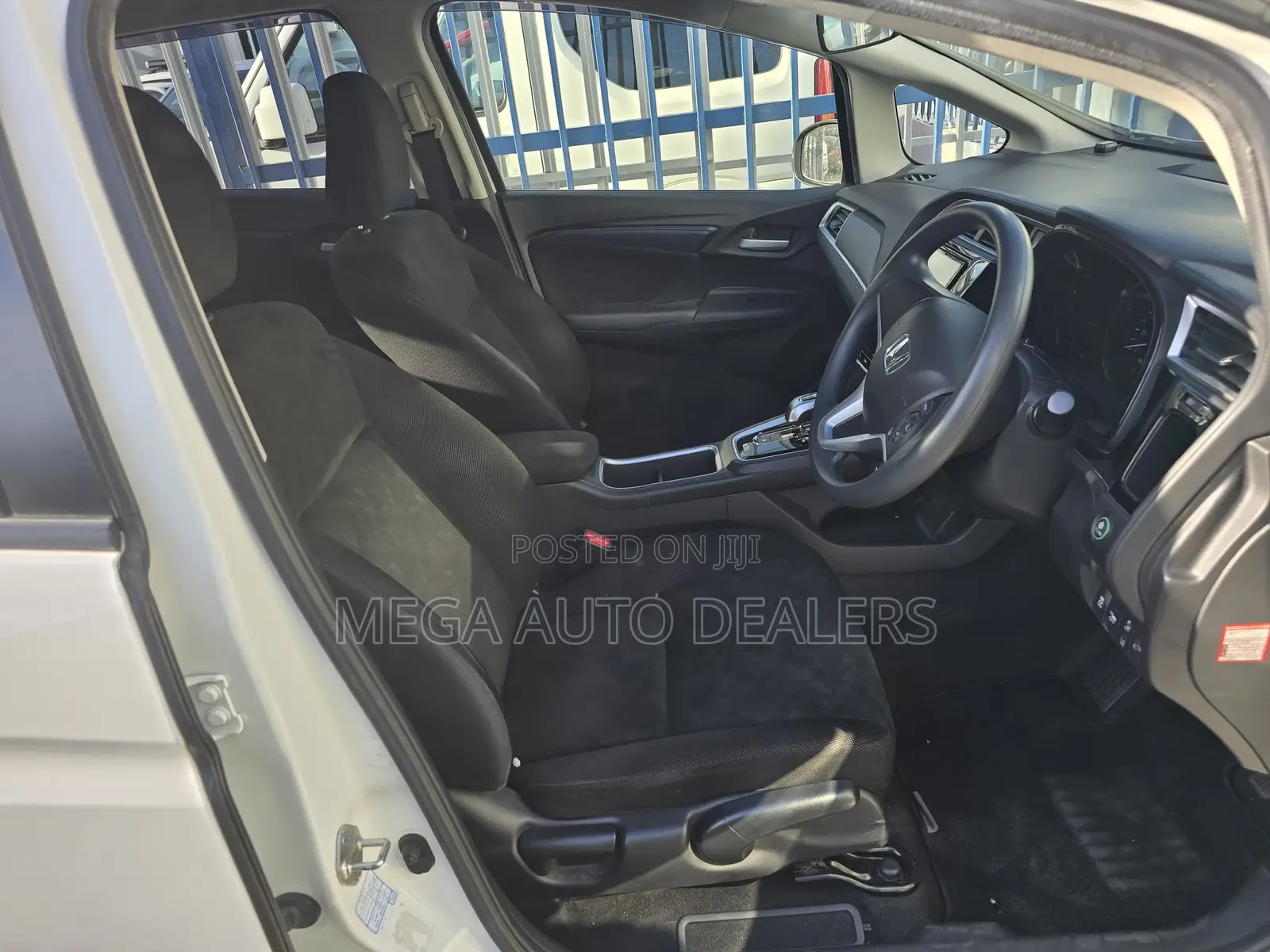Honda Fit Shuttle 2018 White