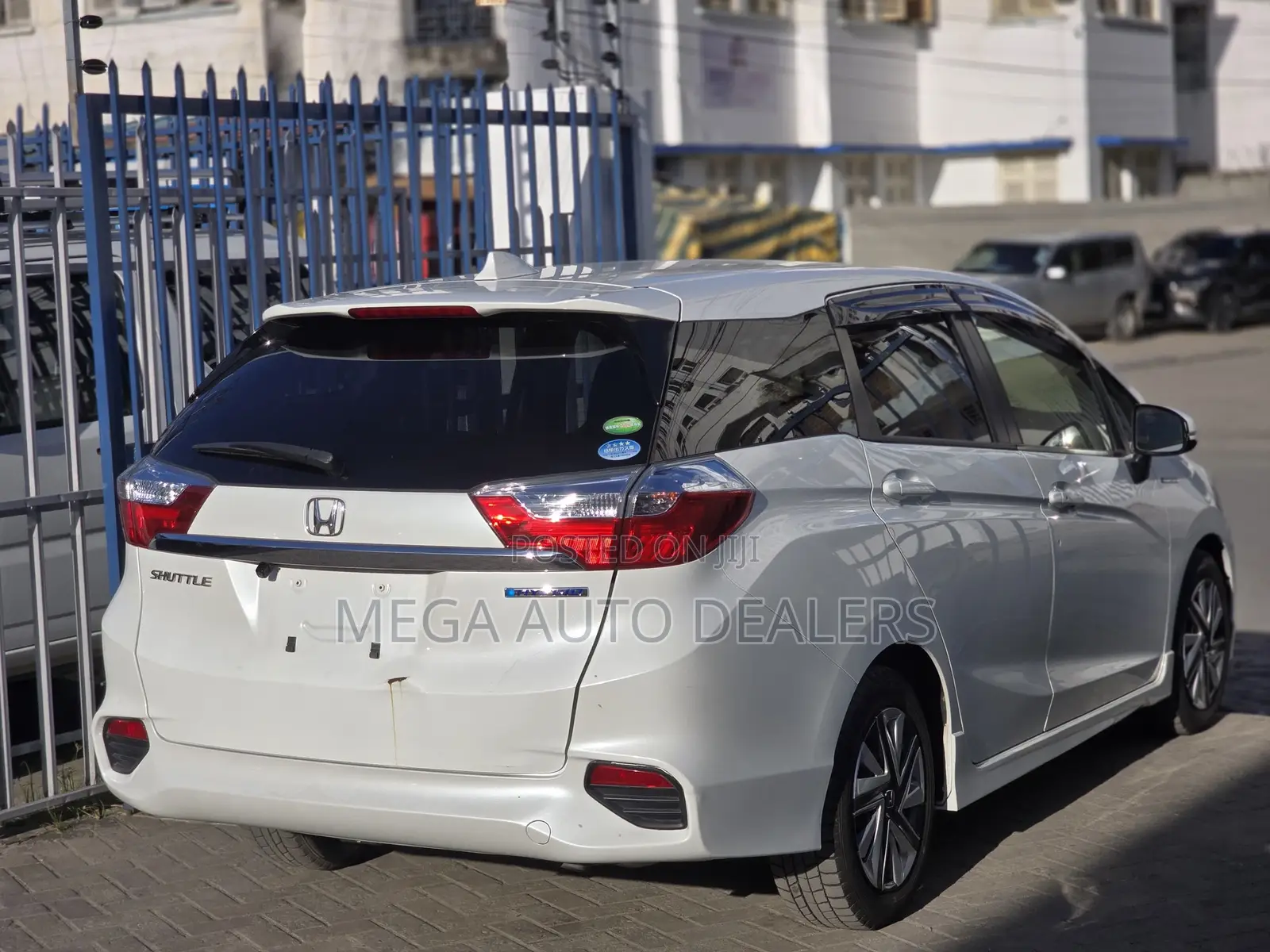 Honda Fit Shuttle 2018 White