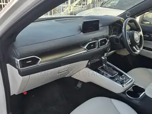 Mazda CX-8 2019 White