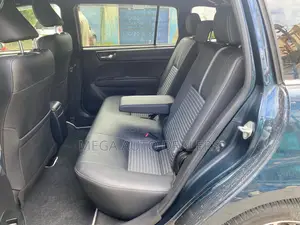 Toyota Corolla Fielder 2018