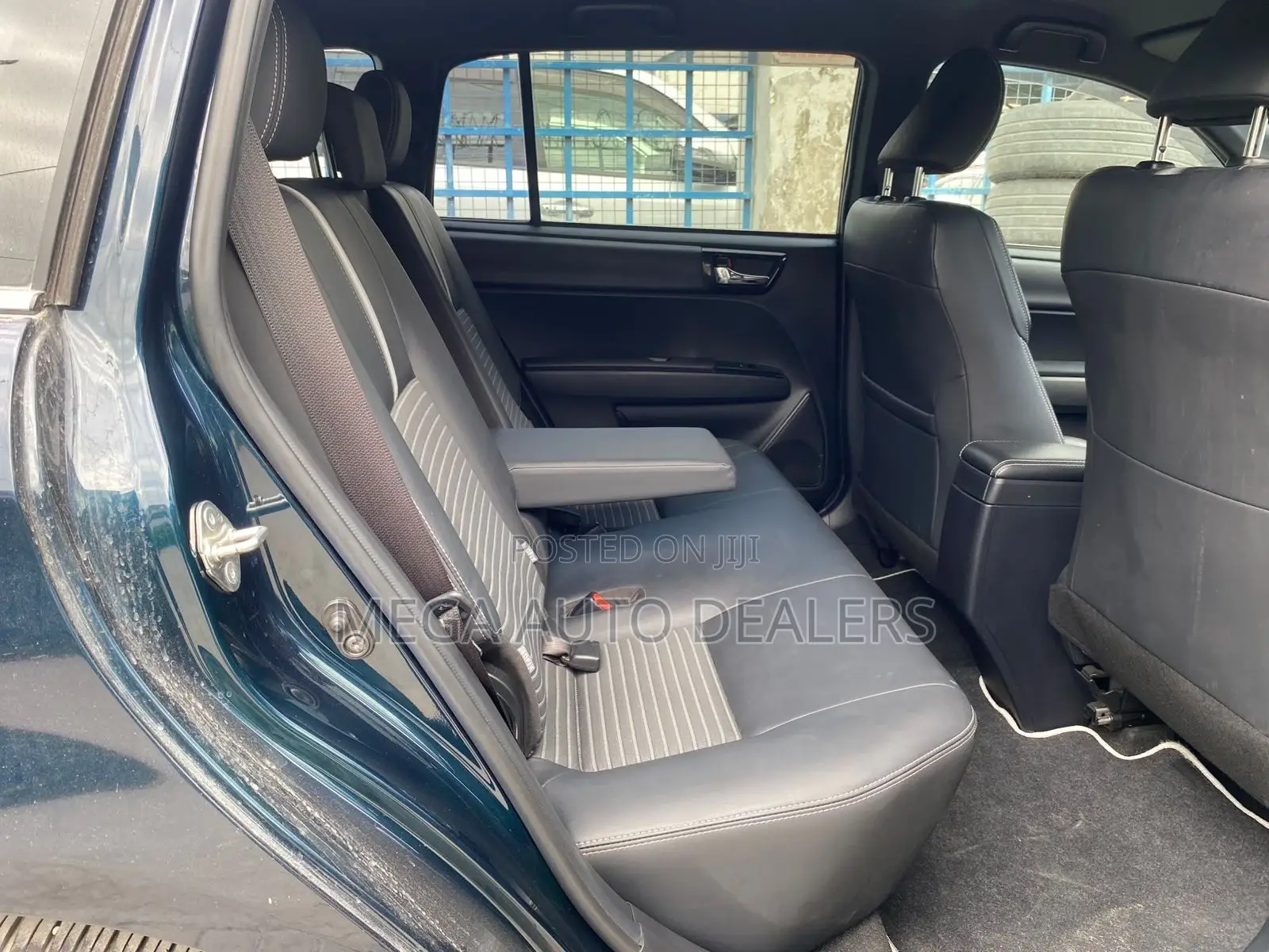 Toyota Corolla Fielder 2018