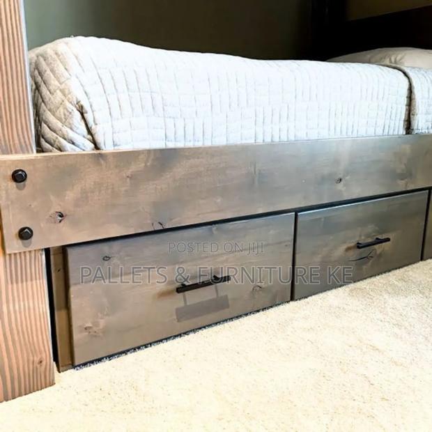 Dream Pod Double Decker Bed