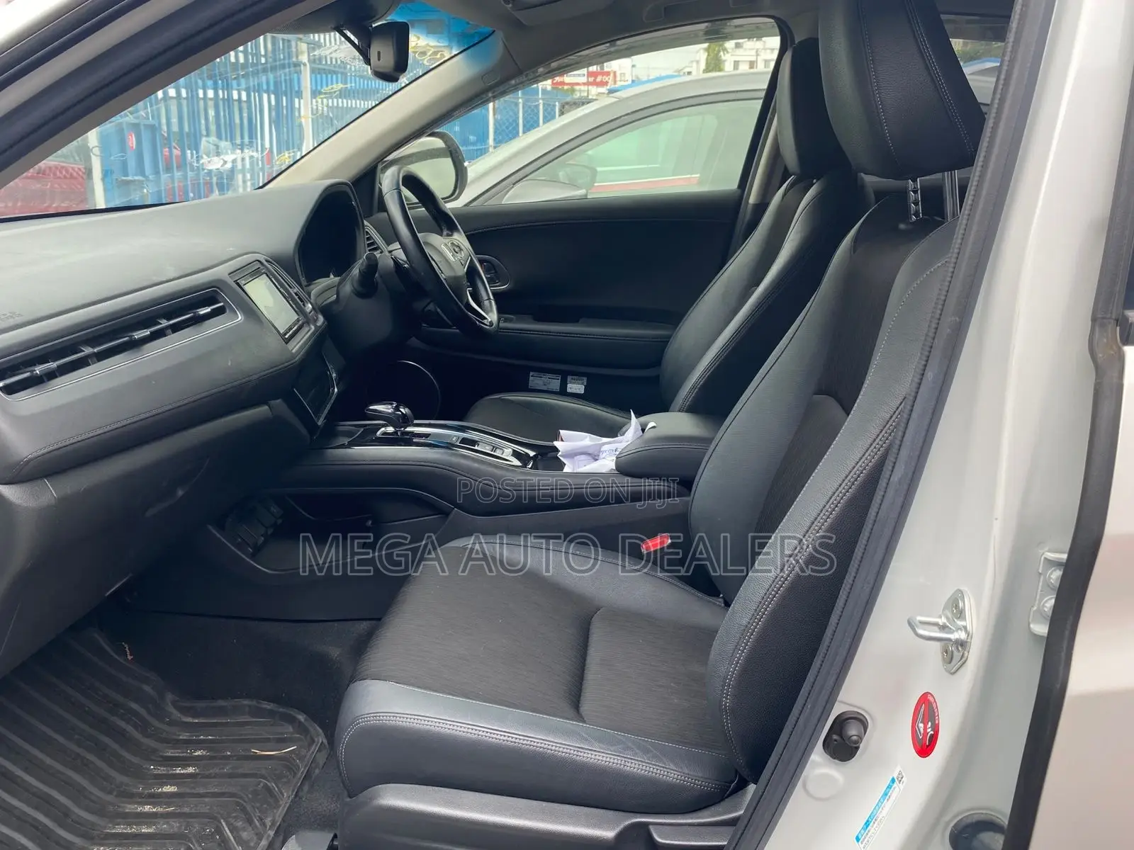 Honda Vezel 2018 White