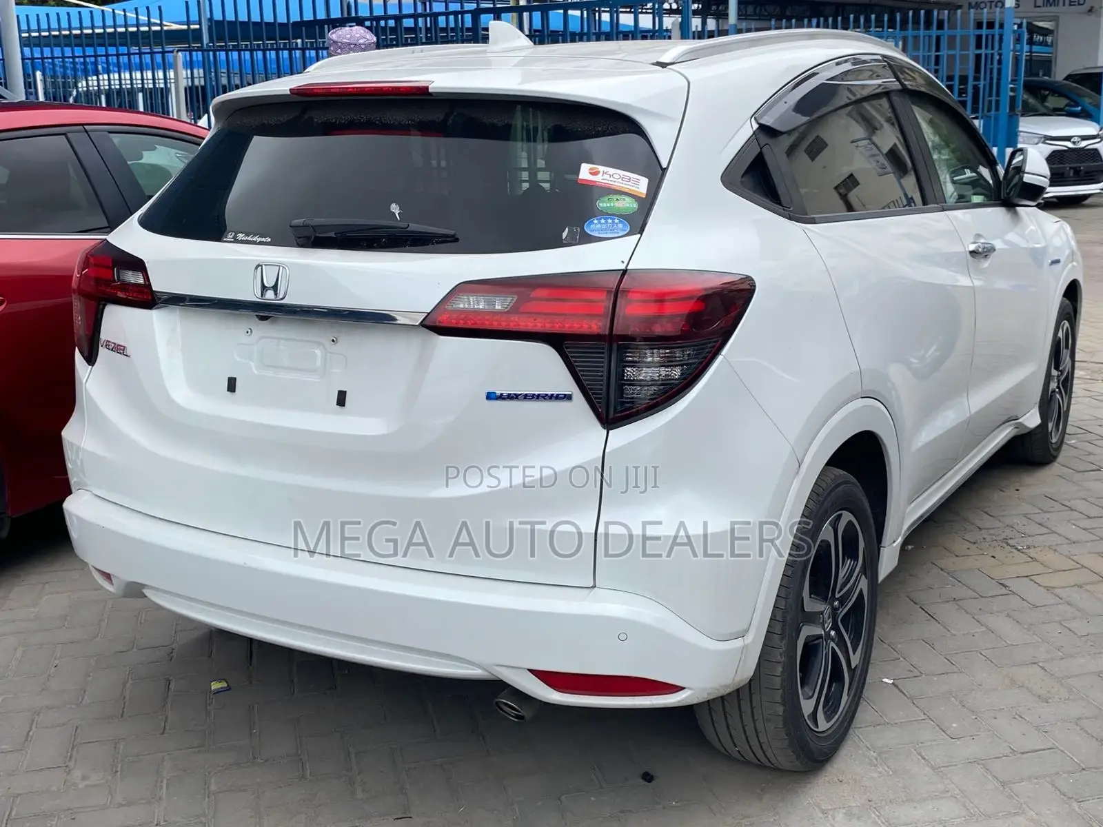 Honda Vezel 2018 White
