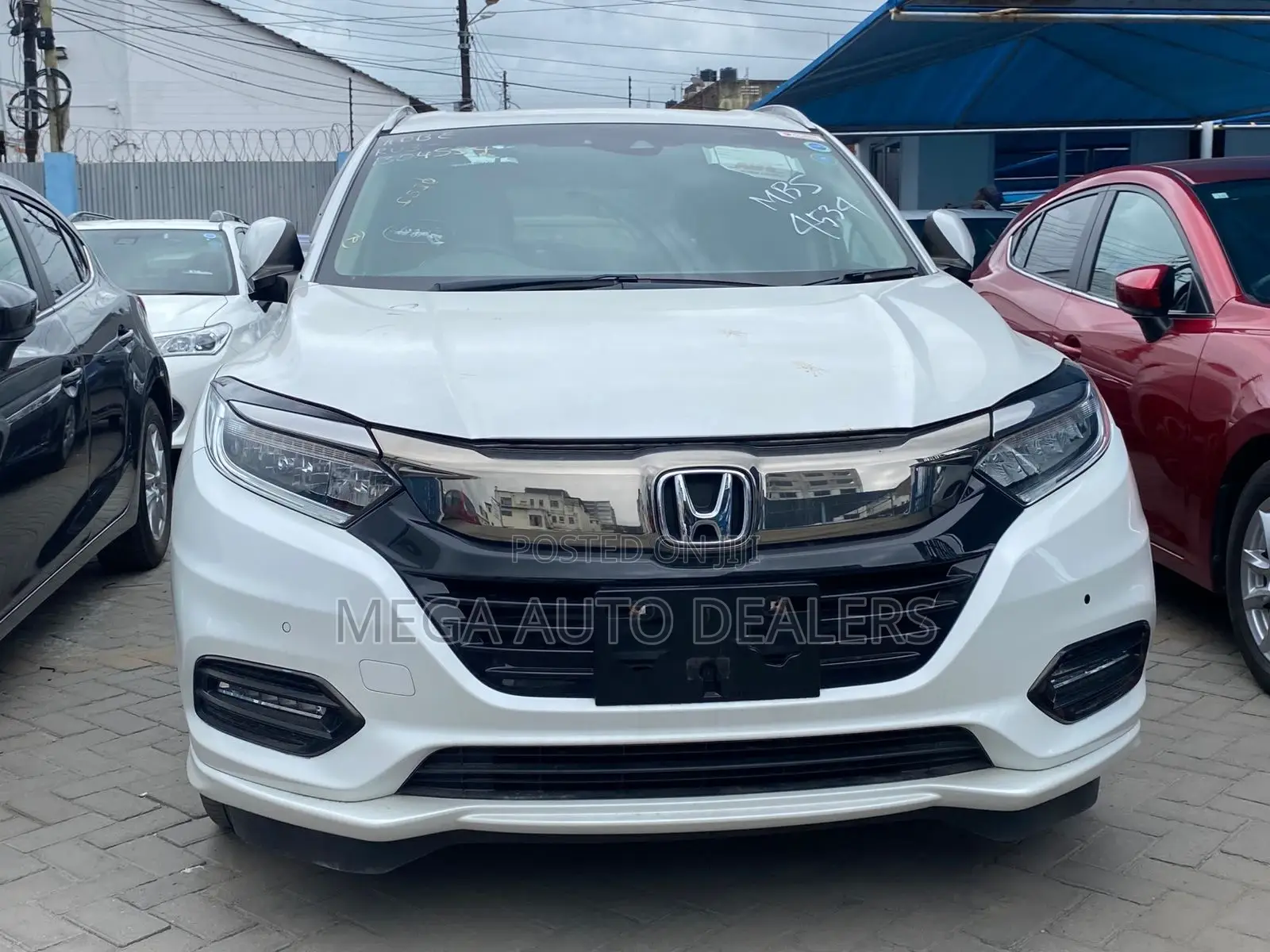 Honda Vezel 2018 White
