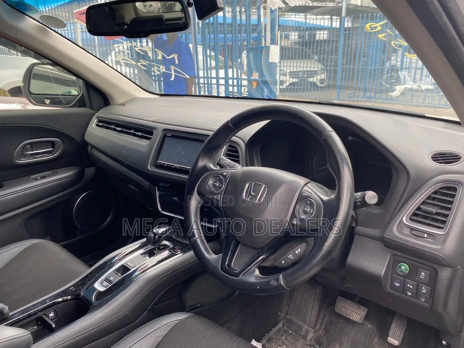 Honda Vezel 2018 White