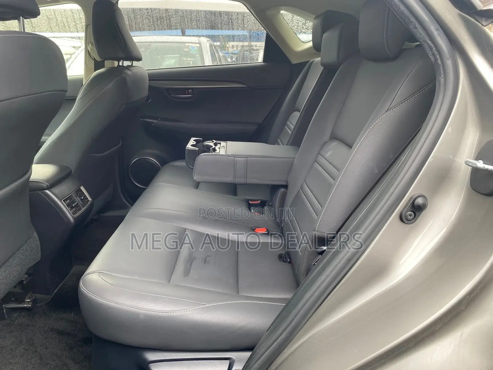 Lexus NX 300 FWD 2018 Gray