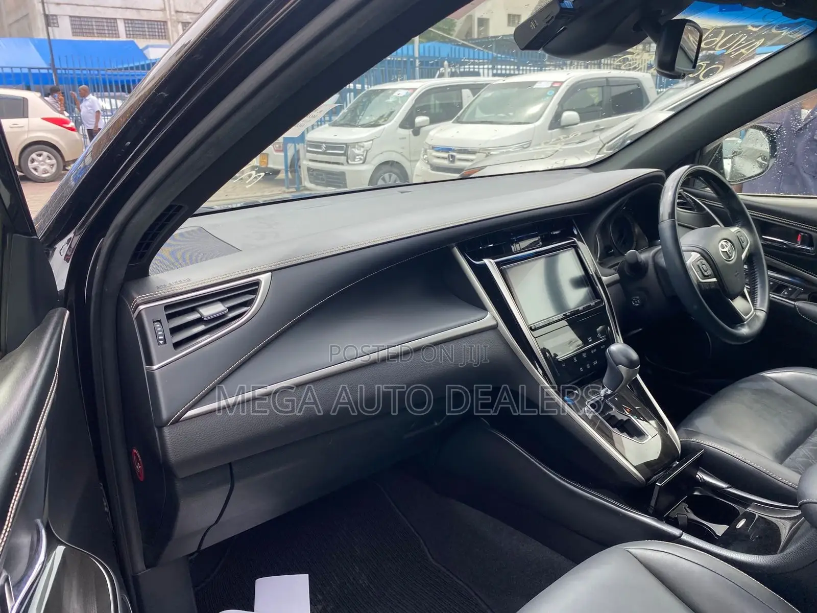 Toyota Harrier 2018 Black