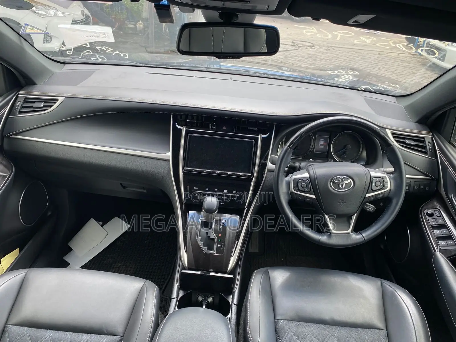 Toyota Harrier 2018 Black