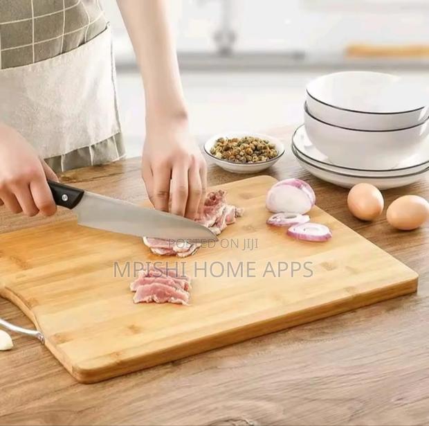 Double Sided Wood Chopping Board - thumbnail 3