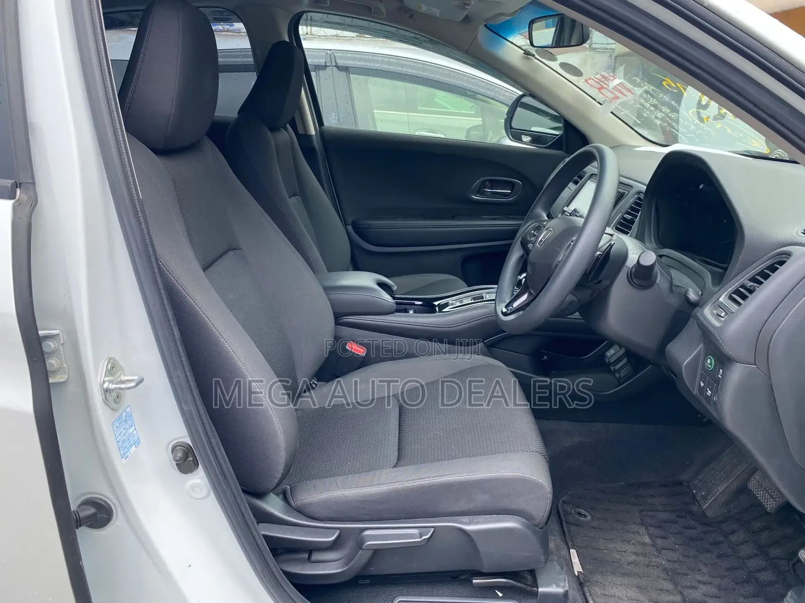 Honda Vezel 2019 White
