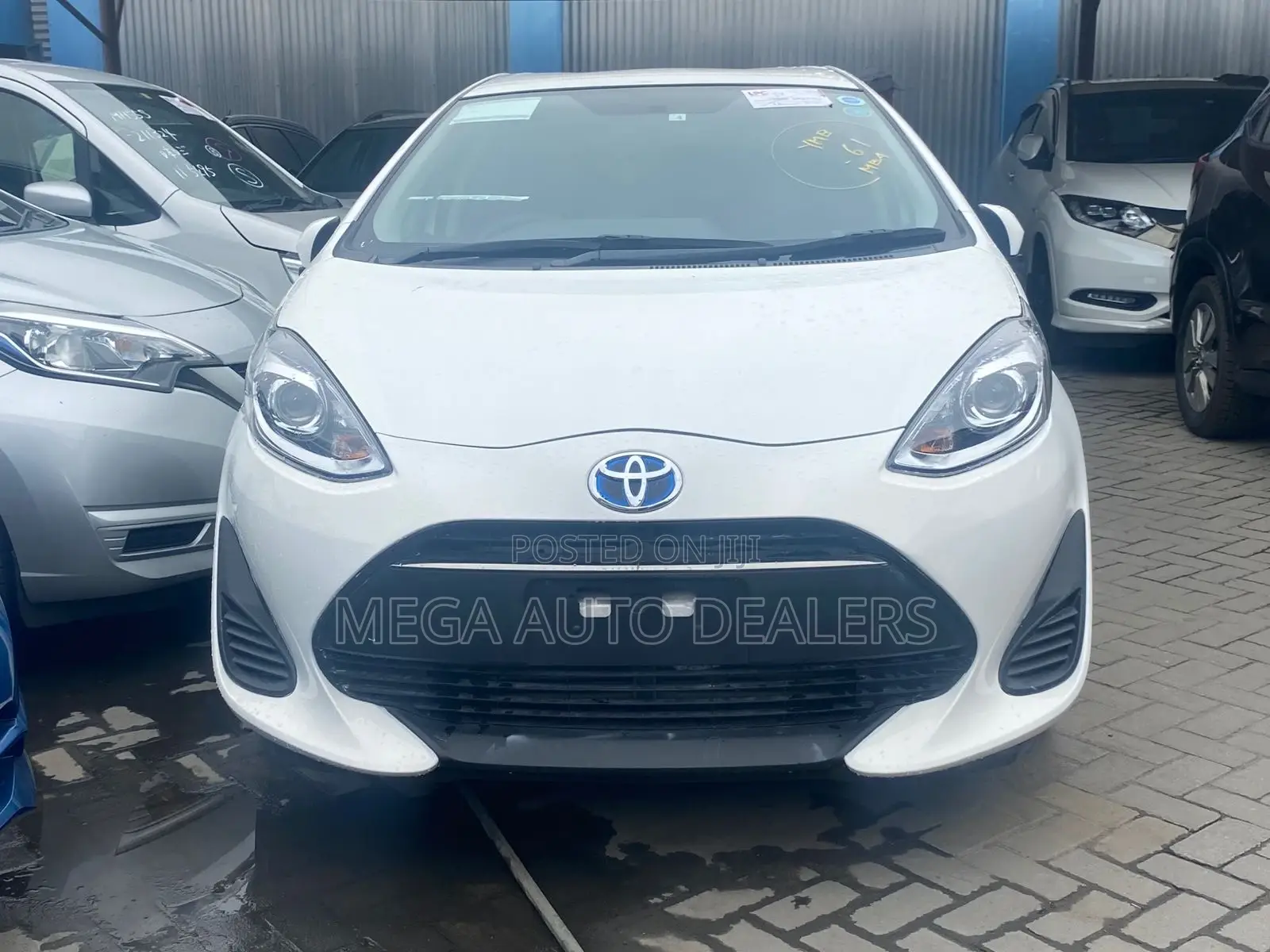 Toyota Aqua 2018 White