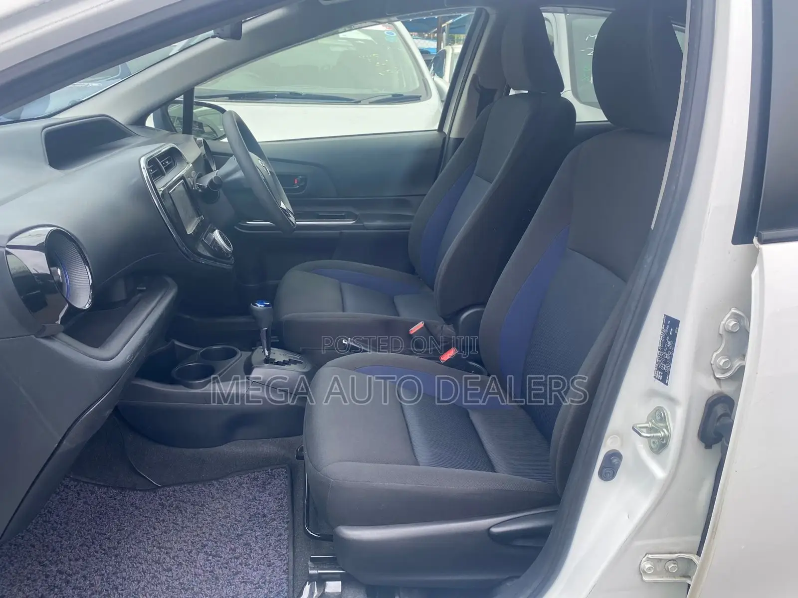 Toyota Aqua 2018 White