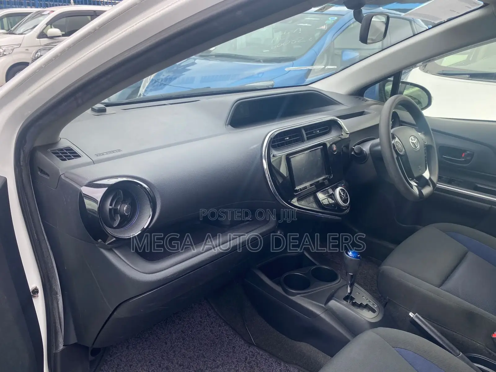 Toyota Aqua 2018 White