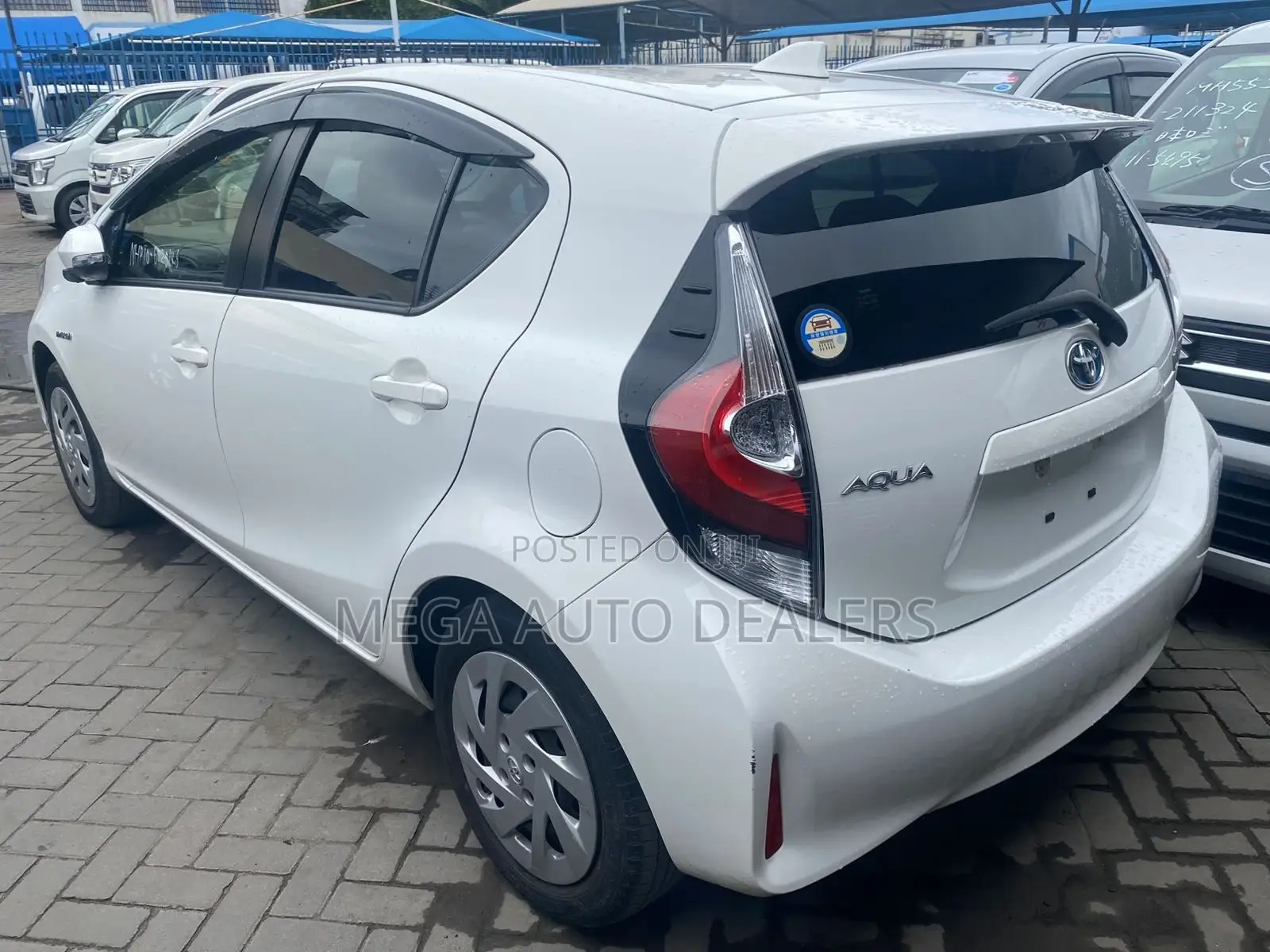 Toyota Aqua 2018 White