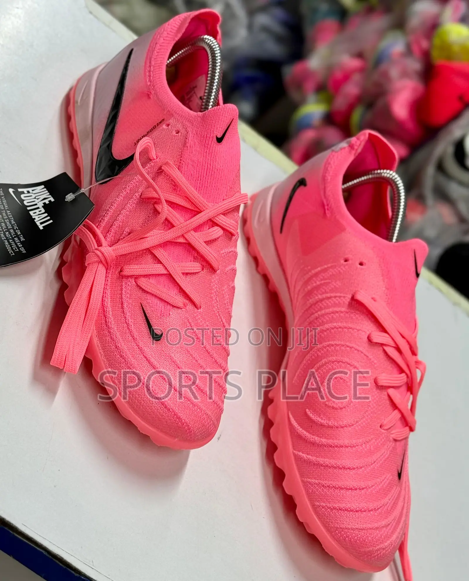 Nike Pink Gx Luna Low Cut Phantom Football Trainers