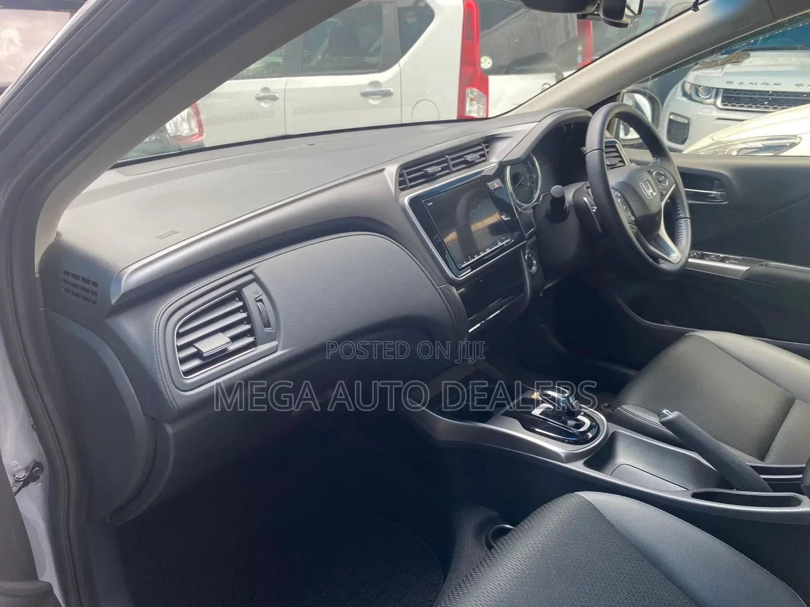 Honda Grace 2018 Gray