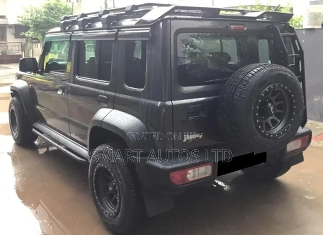 Suzuki Jimny 2024