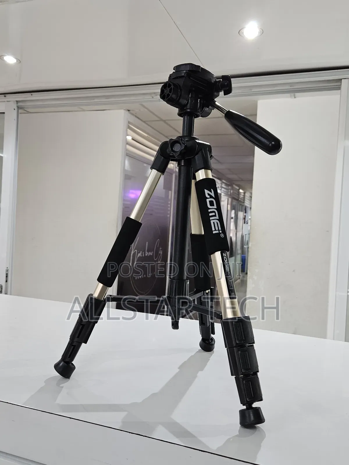 Zomie Q111 Tripod