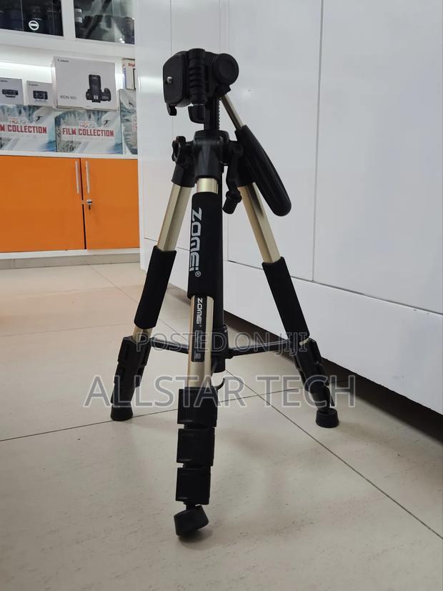 Zomie Q111 Tripod - main view