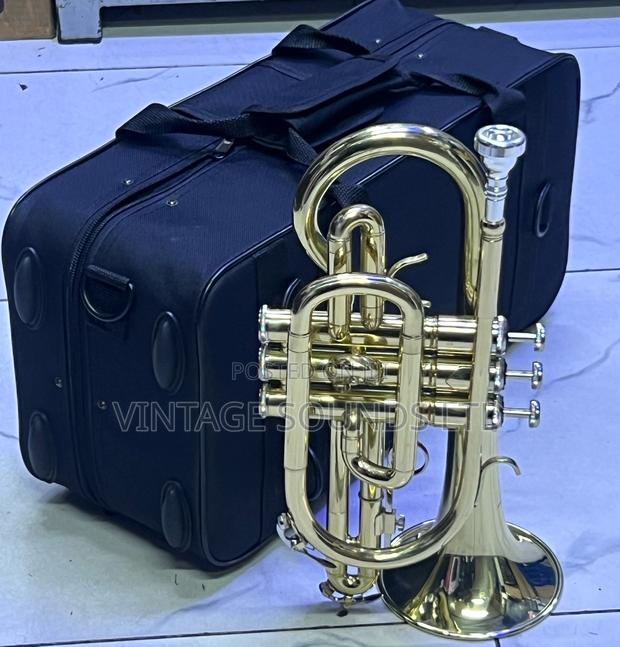Yamaha Bb Professional Trumpet for Students Bands