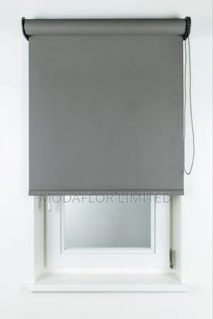 Elegant Office Blackout Roller Blinds – Reduce Glare