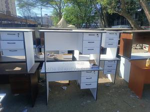 Nail Spa Tables - main view