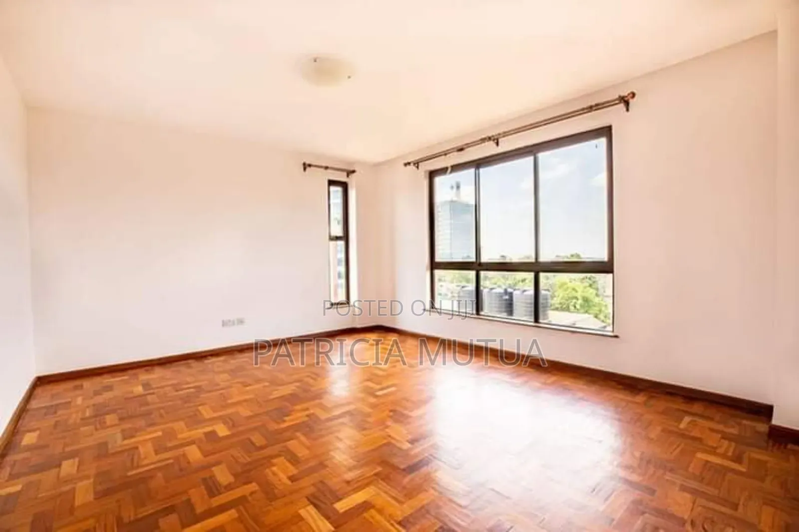 5bdrm Duplex in Duplexes, Raphta Road Area for sale