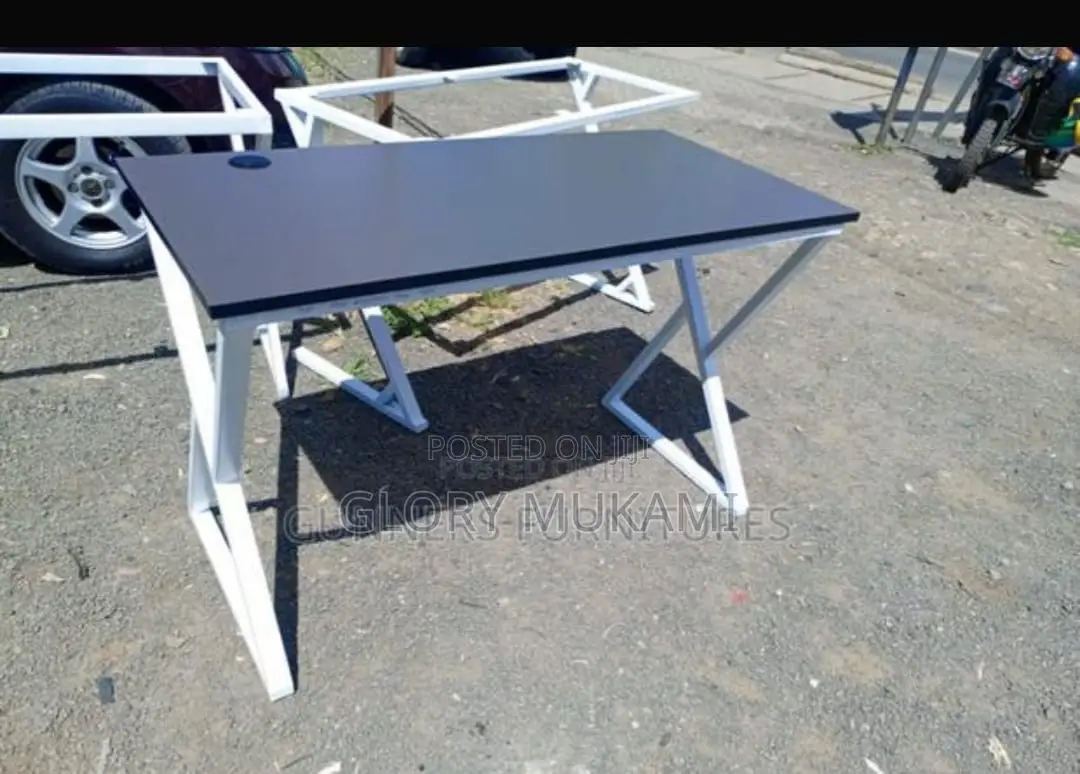 Office Desk Table 1.2 M
