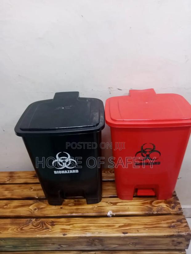 Biohazard Bins - thumbnail 3