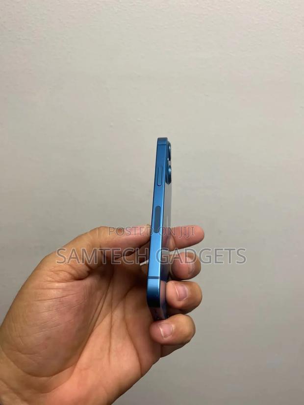 Apple iPhone 13 128 GB Blue - thumbnail 4