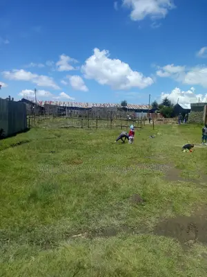 2 Plot on Sale. Size 40*80