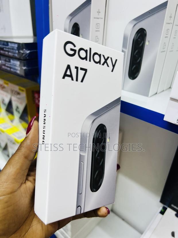 New Samsung Galaxy A17 128 GB White - thumbnail 3