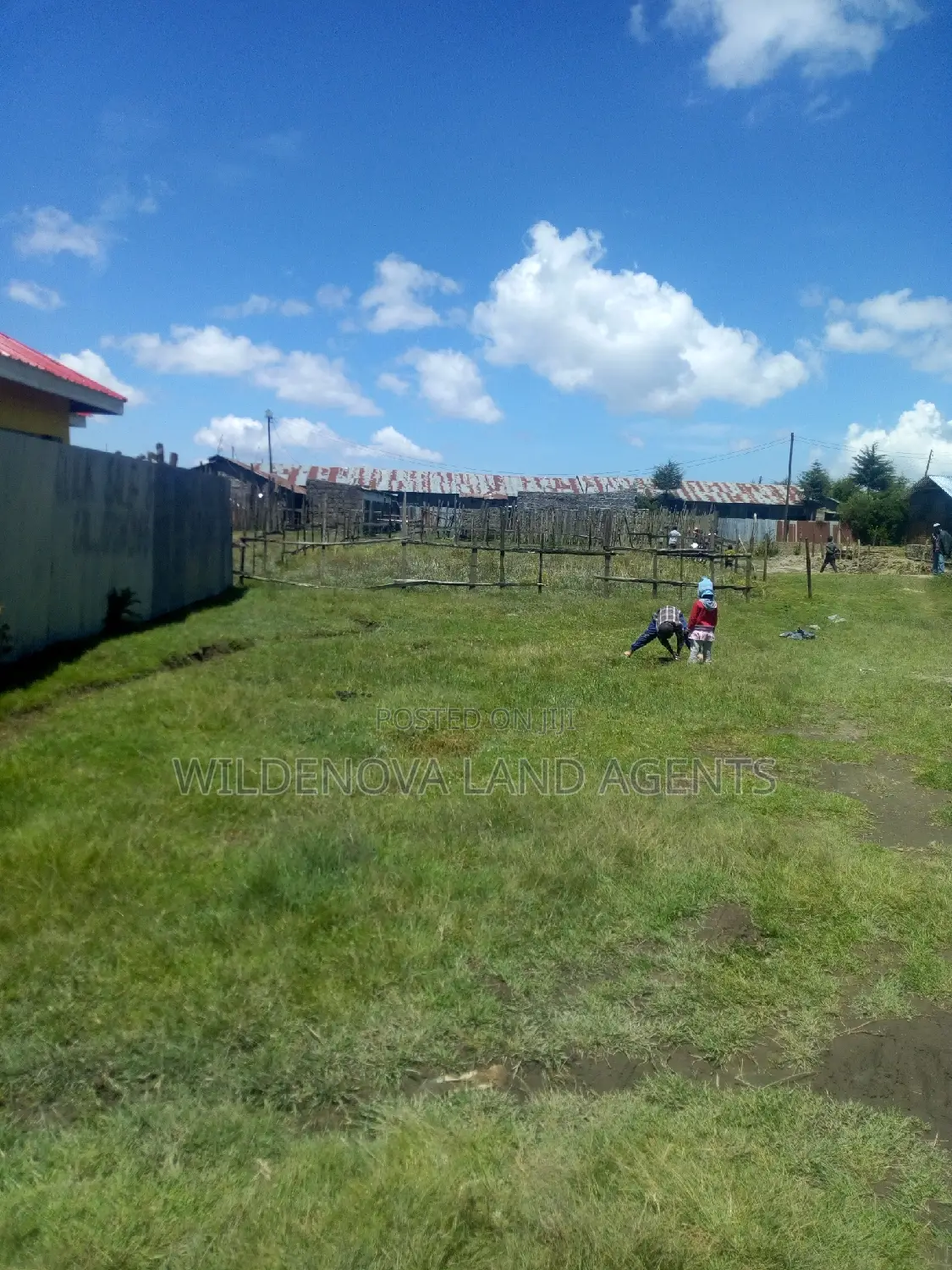 2 Plot on Sale. Size 40*80