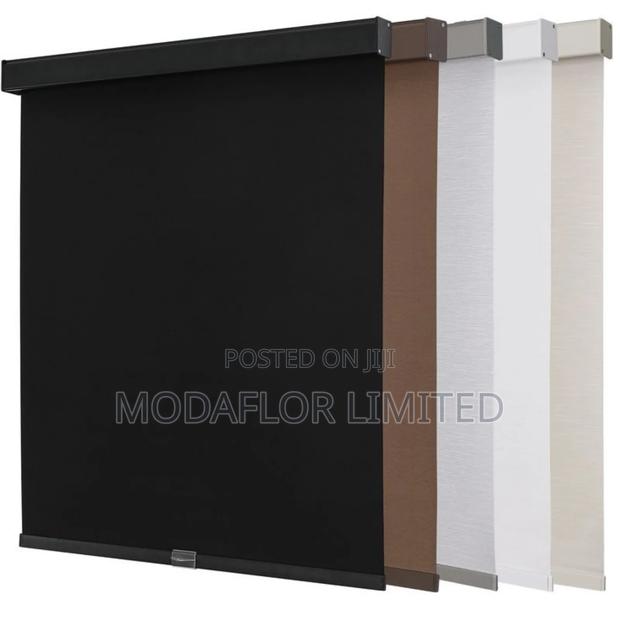 Blackout Roller Blinds – Soft and Luxurious Look