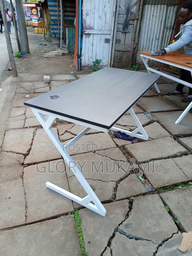 1m Office Desk Table - main view