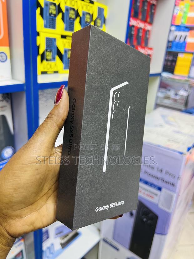 New Samsung Galaxy S25 Ultra 512 GB Black - thumbnail 3