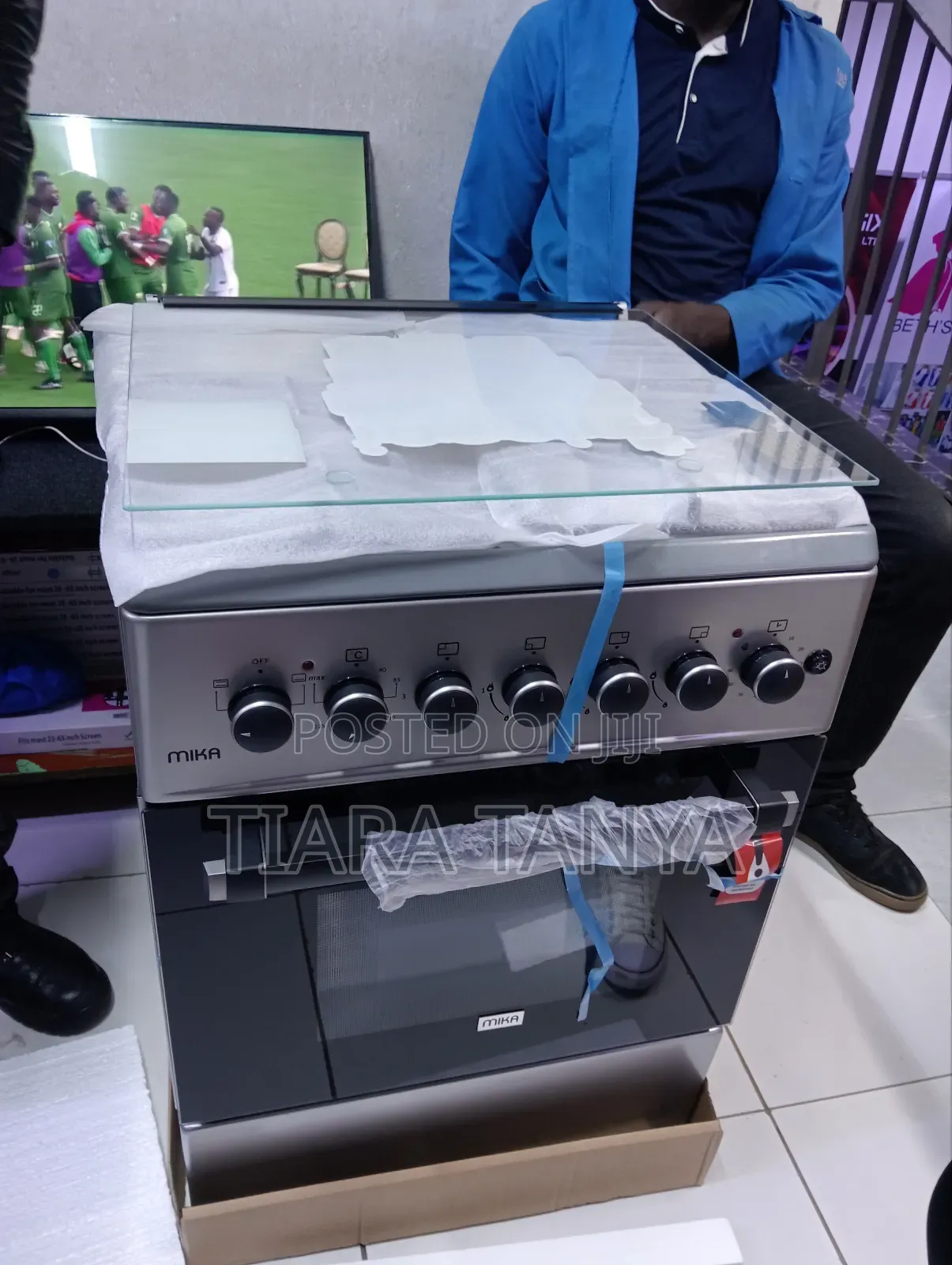 Mika Standing Cooker 58x58 3gas and 1 Electrc Hotplate