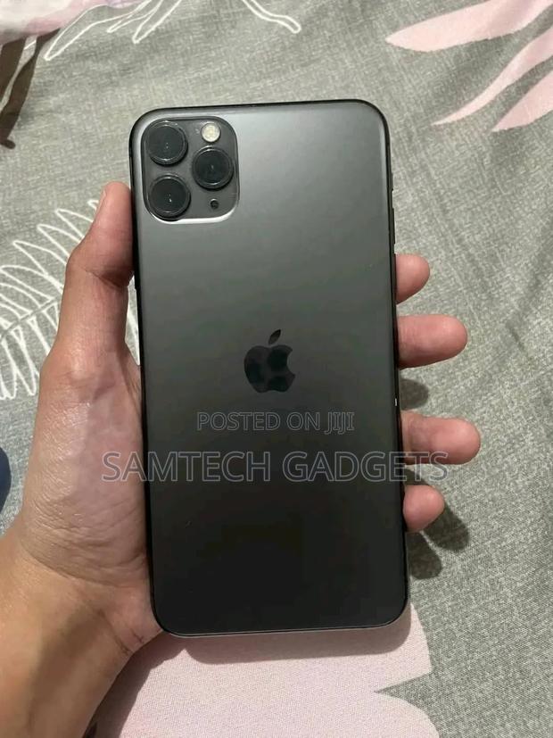 Apple iPhone 11 Pro Max 256 GB Gray - thumbnail 4