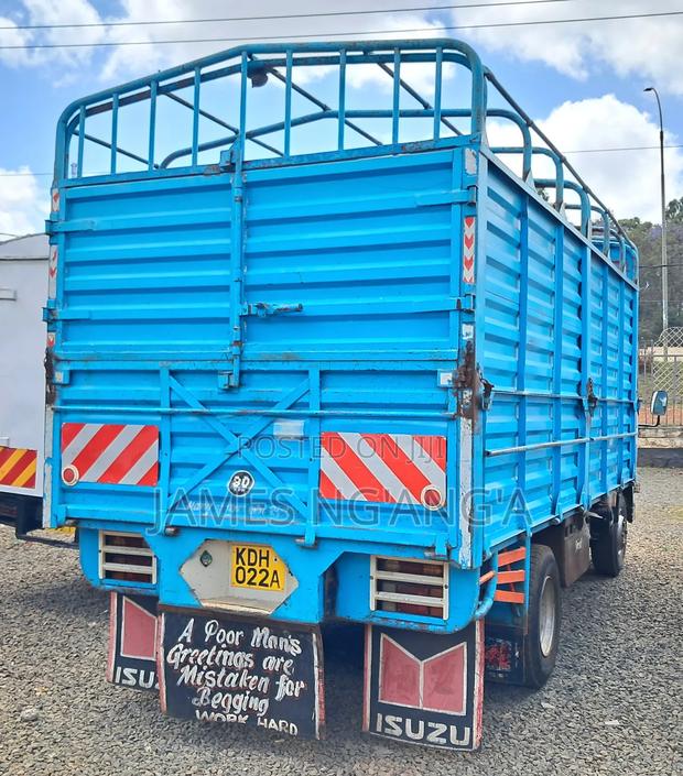 Isuzu NQR - 2022 - thumbnail 3