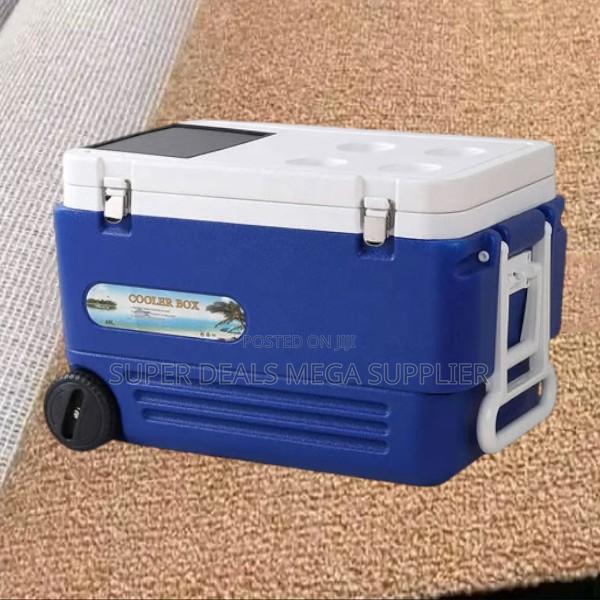 Rugged 100 Litres Hard Shell Outdoor Cooler Box With Wheels and Lid