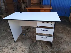 1 M Office Desk