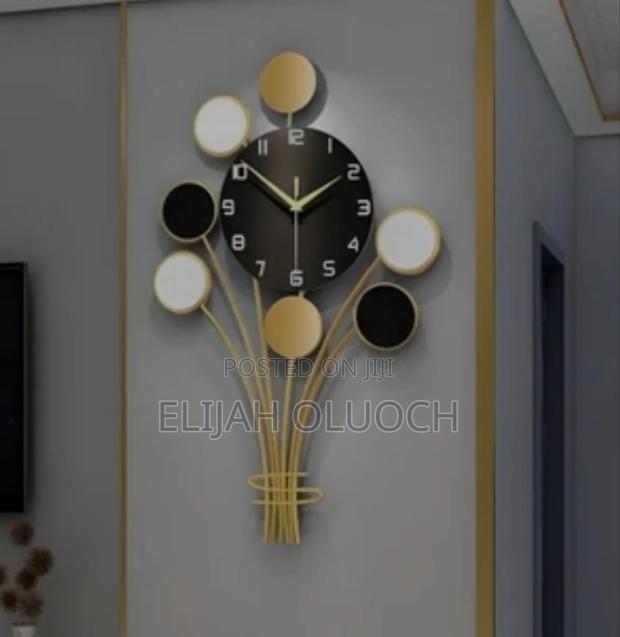 Geometric Shaped Wall Clock Home Decor - thumbnail 3