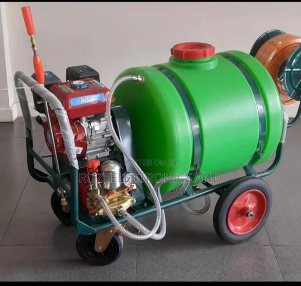 160 L Engine Sprayer With 30m Horse Pipe