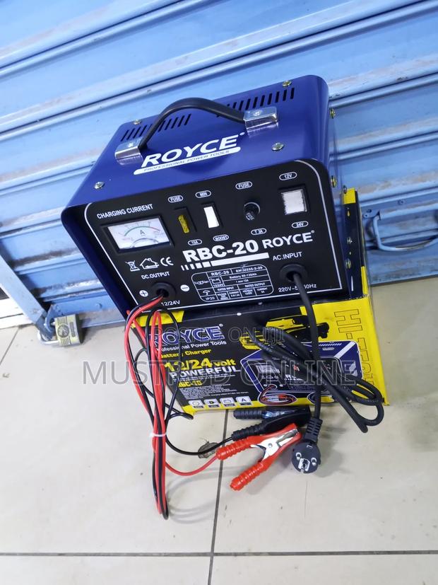 Quality Battery Charger - thumbnail 2