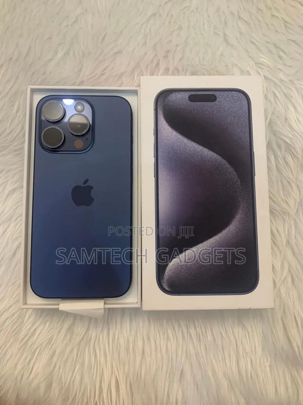 New Apple iPhone 15 Pro 256 GB Blue